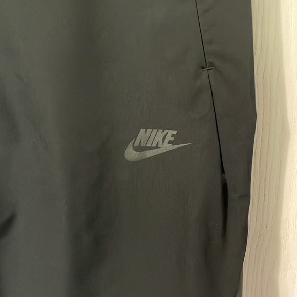 NWT Nike Sportswear Tech Business Athletic Women’s Black Pencil Skirt Size Small - Picture 5 of 10